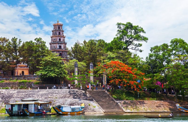 VIET NAM ITINERARY 32 DAYS 31 NIGHTS IN THE SOUTH, CENTRAL & NORTH JAKI AND FAMILY’S PLAN