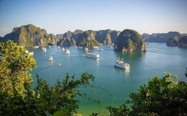 Titov Island discovery vietnam tour with kids