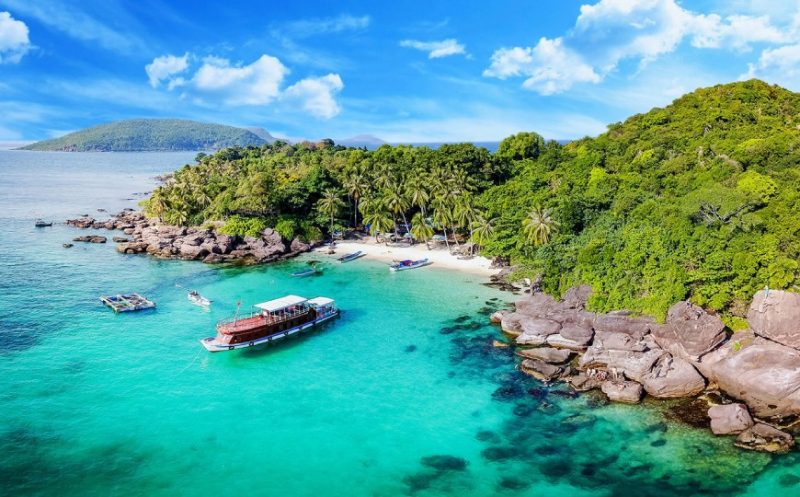 VIET NAM ITINERARY 22 DAYS 21 NIGHTS IN NORTH, CENTRAL AND SOUTH LAURA PLAN