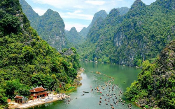 VIETNAM ITINERARY 8 DAYS 7 NIGHTS IN CENTRAL PART FOR GLENJOY