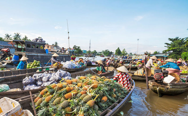 VIET NAM ITINERARY 17 DAYS 16 NIGHTS IN NORTH, CENTRAL AND SOUTH RUTH AND VAUGHAN