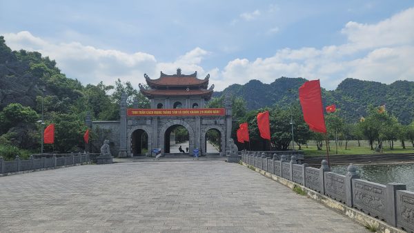 Hoa Lu Ninh Binh