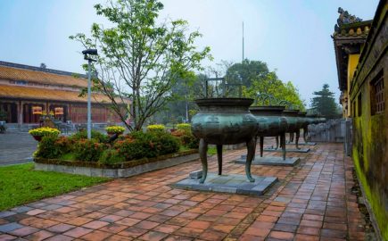 Nine Dynastic Urns In Hue Jenny Vietnam Travel