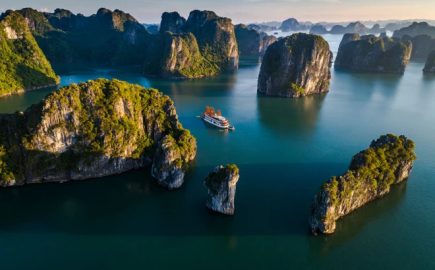 Halongbay A Coner Jenny Vietnam Travel