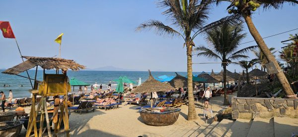 Jenny Vietnam Travel Hub Wife Danang 2