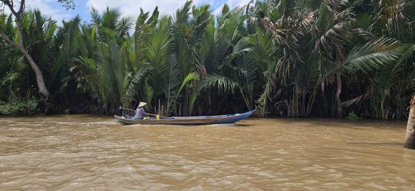 Jenny Vietnam Travel Hub Wife Mekong Tour 1 (2)