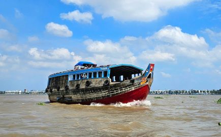 Jenny Vietnam Travel Hub Wife Mekong Tour 1