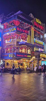 SAIGON BY NIGHT & STREET FOOD TOUR