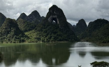 Jenny Vietnam Travel Kim Doug Cao Bang Angel Eye