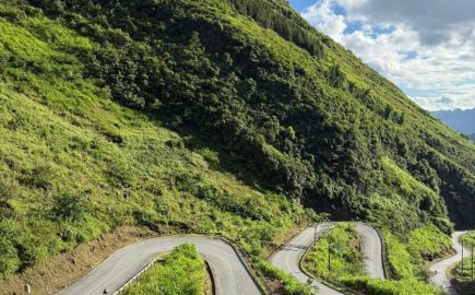 Jenny Vietnam Travel Ha Giang Loop Tour Tham Ma Slope