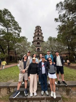 VIET NAM ITINERARY 8 DAYS 7 NIGHTS IN THE CENTRAL MAE AND FAMILY PLAN