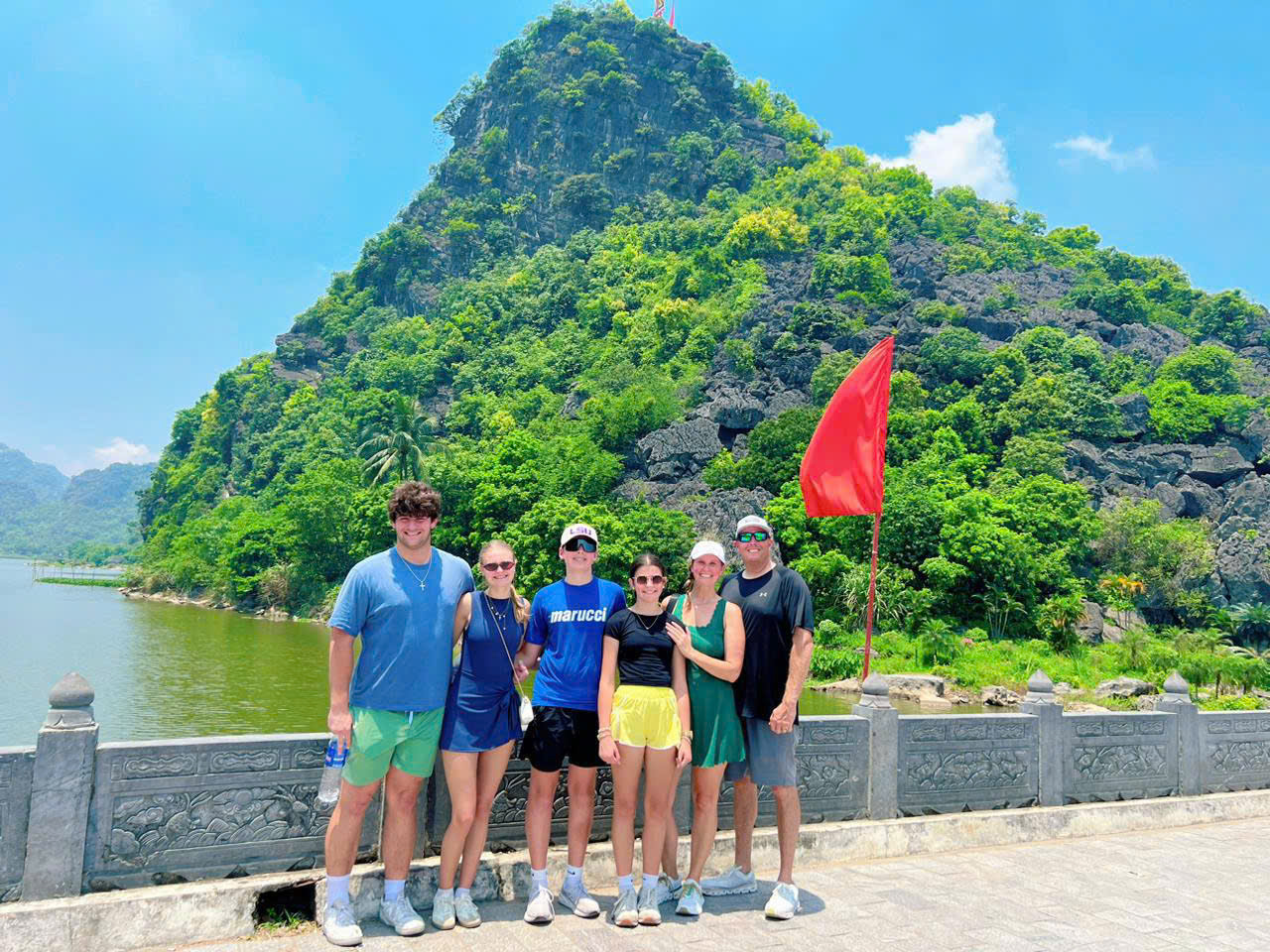 Jenny Vietnam Travel 8 Day 7 Night Vietnam Package 04