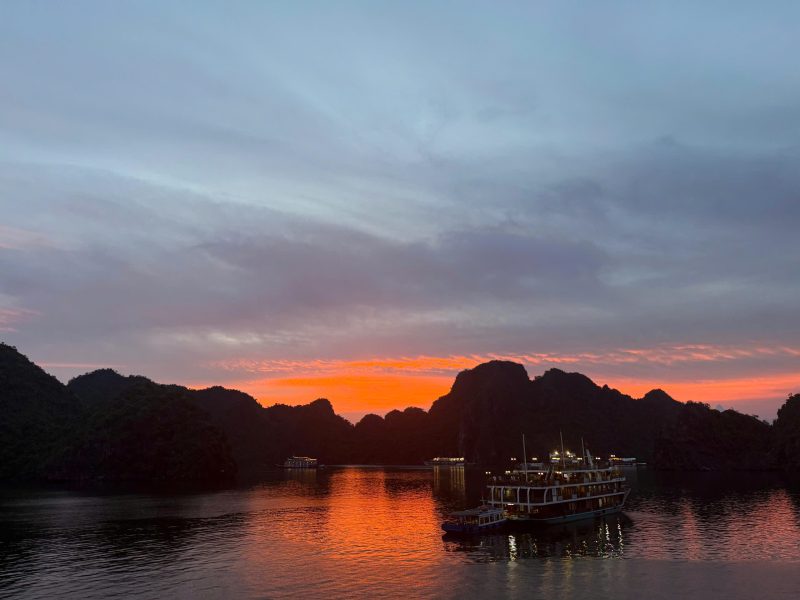 THE BEST VIET NAM ITINERARY 8 DAYS 7 NIGHTS IN THE NORTH, CENTRAL & SOUTH